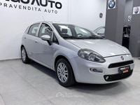 Usata Fiat Punto Lounge 75 CV (55 kW) 2015 Argento Utilitaria