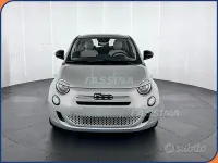 Nuova Fiat 500 Icon 65 CV (47 kW) 2026 Grigio Berlina