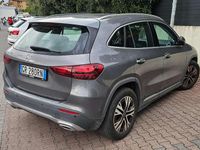 Usata Mercedes GLA200 150 CV (110 kW) 2023 Grigio SUV