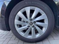 Usata Skoda Octavia Executive 150 CV (110 kW) 2024 Nero Station wagon