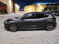 Usata Ford Focus ST-Line 125 CV (91 kW) 2023 Grigio Utilitaria