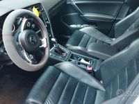 Używany VW Golf VII GTI 300 KM (220 kW) 2014 Biały Sedan/Limuzyna