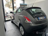 Usata Lancia Ypsilon Gold 69 CV (50 kW) 2013 Grigio Utilitaria
