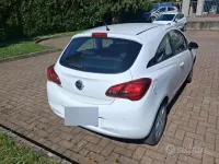 Usata Opel Corsa Selection 90 CV (66 kW) 2015 Bianco Utilitaria