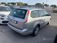 Usata Ford Focus 90 CV (66 kW) 2008 Argento Station wagon