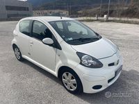 Usata Toyota Aygo 67 CV (49 kW) 2012 Utilitaria