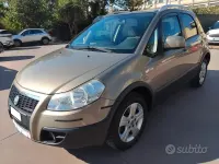 Usata Fiat Sedici 120 CV (88 kW) 2008 Marrone SUV