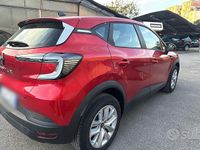 Nuova Renault Captur Evolution 101 CV (74 kW) 2025 Rosso SUV