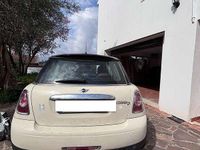 Usata Mini Cooper D 111 CV (81 kW) 2011 Beige Utilitaria