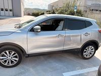 Usata Nissan Qashqai 131 CV (96 kW) 2016 Grigio SUV