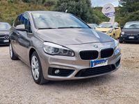 Begagnad BMW 220 Efficient Dynamics 190 HK (139 kW) 2015 Brun Minibuss