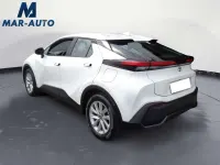 Usata Toyota C-HR Active 140 CV (102 kW) 2024 Bianco SUV