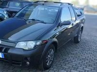 Usata Fiat Strada 95 CV (69 kW) 2011 Nero Pick-up