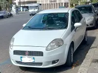 Usata Fiat Grande Punto 75 CV (55 kW) 2009 Bianco Utilitaria