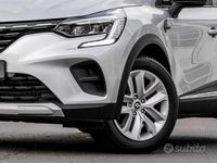 Usata Renault Captur 130 CV (95 kW) 2020 Grigio SUV