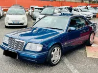 Usata Mercedes E200 136 CV (100 kW) 1994 Blu Coupé