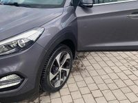 Usata Hyundai Tucson Xpossible 116 CV (85 kW) 2016 Grigio SUV