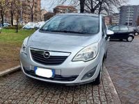 Usata Opel Meriva S 101 CV (74 kW) 2012 Argento Monovolume