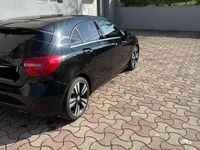 Usata Mercedes A180 109 CV (80 kW) 2014 Nero Berlina