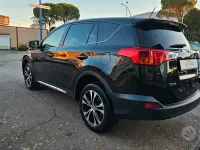 Usata Toyota RAV4 125 CV (91 kW) 2015 Nero SUV