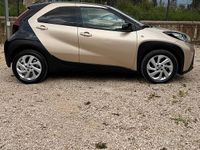 Usata Toyota Aygo X Trend 72 CV (52 kW) 2022 Giallo SUV
