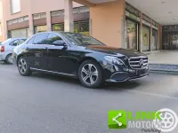 Usata Mercedes E220 194 CV (142 kW) 2019 Nero ossidiana Berlina