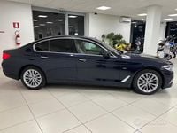 Usata BMW 520 Luxury Line 190 CV (139 kW) 2018 Blu Berlina