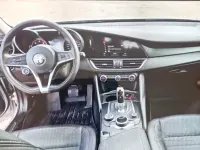 Usata Alfa Romeo Giulia Super 150 CV (110 kW) 2018 Grigio Berlina