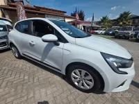 Usata Renault Clio V Zen 86 CV (63 kW) 2021 Bianco Berlina