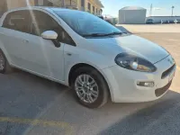 Usata Fiat Punto Lounge 95 CV (69 kW) 2012 Bianco Utilitaria