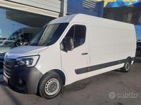Usata Renault Master 135 CV (99 kW) 2023 Bianco ghiaccio pastello Berlina