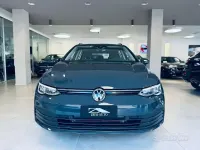Usata VW Golf VIII Life 116 CV (85 kW) 2022 Grigio Station wagon
