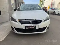 Usata Peugeot 308 GT-line 120 CV (88 kW) 2016 Bianco Berlina