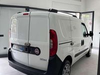 Usata Fiat Doblò Lounge 120 CV (88 kW) 2018 Bianco Monovolume