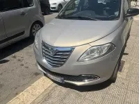 Usata Lancia Ypsilon 69 CV (50 kW) 2026 Grigio Utilitaria