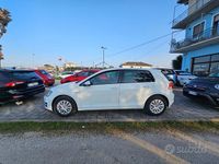 Usata VW Golf VII Comfortline 110 CV (80 kW) 2016 Bianco Berlina