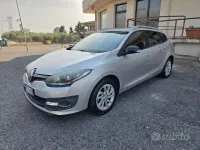 Usata Renault Mégane GrandTour 110 CV (80 kW) 2015 Grigio Station wagon
