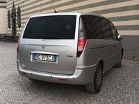 Usata Lancia Phedra 128 CV (94 kW) 2006 Argento Monovolume