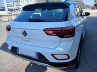 Usata VW T-Roc Life 150 CV (110 kW) 2022 Bianco puro SUV