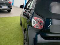 Usata Smart ForTwo Cabrio Brabus 109 CV (80 kW) 2017 Nero Cabrio