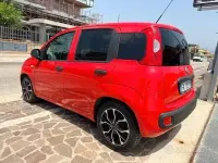Usata Fiat Panda Pop 69 CV (50 kW) 2019 Rosso Utilitaria