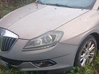 Usata Lancia Delta 120 CV (88 kW) 2010 Utilitaria