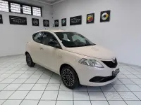 Gebraucht Lancia Ypsilon Gold 69 PS (50 kW) 2018 Beige Kleinwagen