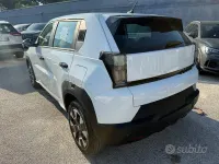 Nuova Fiat Grande Panda Icon 101 CV (74 kW) 2026 Bianco Utilitaria