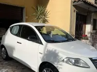 Usata Lancia Ypsilon Silver 69 CV (50 kW) 2014 Utilitaria