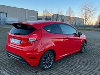 Usata Ford Fiesta ST-Line 75 CV (55 kW) 2017 Rosso Berlina