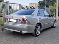 Usata Lexus IS200 155 CV (114 kW) 2001 Argento Berlina