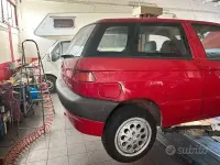 Usata Alfa Romeo 145 144 CV (105 kW) 1998 Rosso Utilitaria