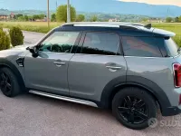 Begagnad Mini Cooper Countryman Business 136 HK (100 kW) 2022 Grå SUV