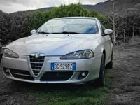 Usata Alfa Romeo 147 120 CV (88 kW) 2007 Grigio Utilitaria